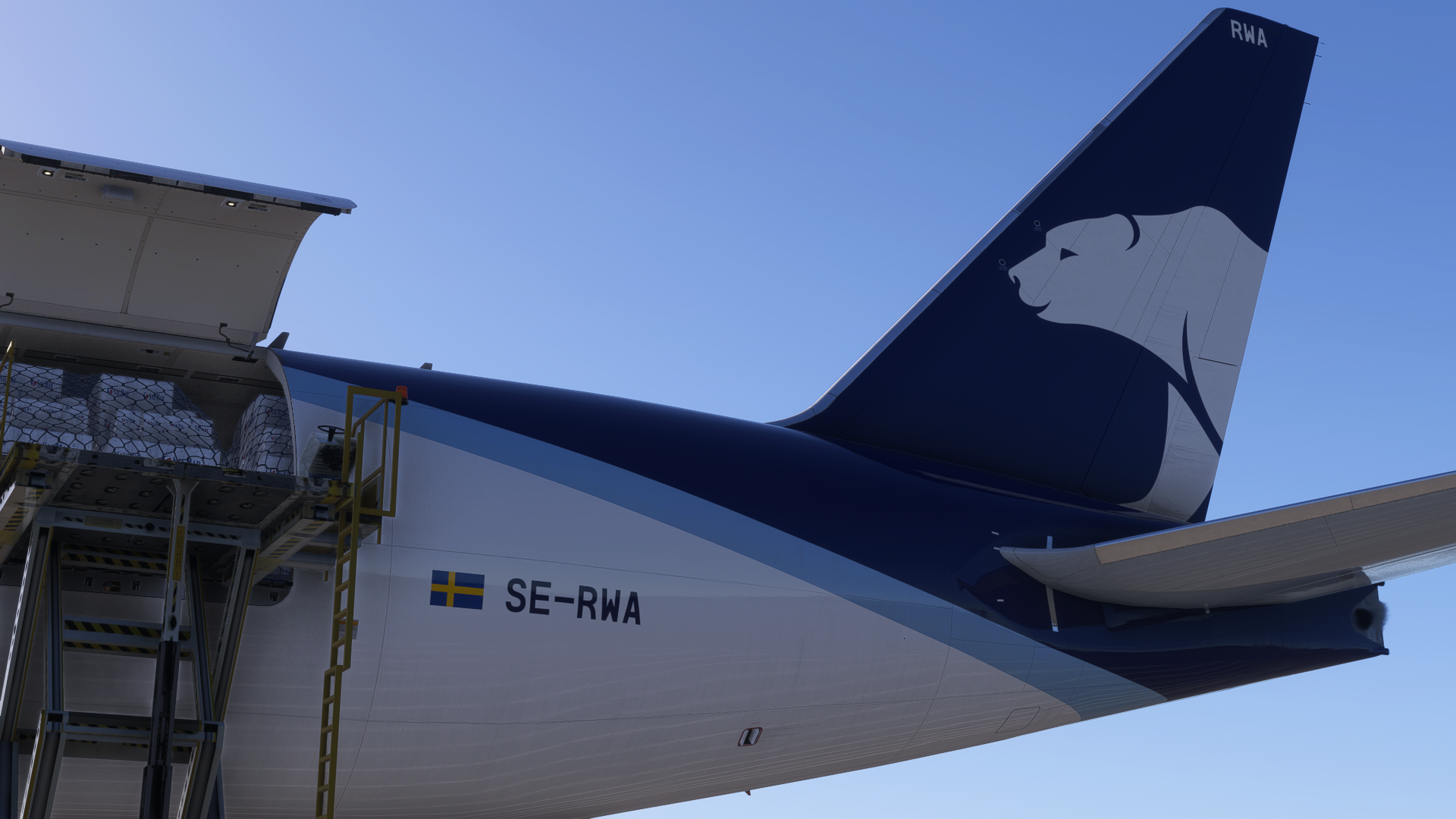 Arctic Cargo livery – tail view